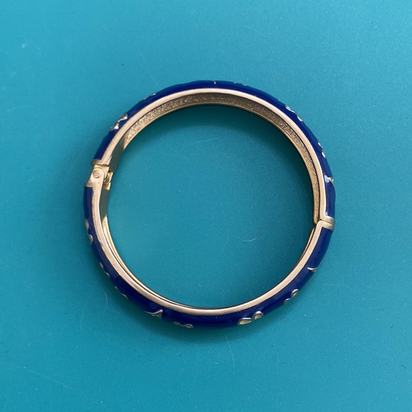 Heart Bracelet - Picture 2 of 3